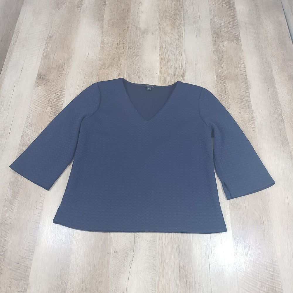 Ann Taylor Women's Solid Waffle Knit V-Neck Blouse Navy Blue Large